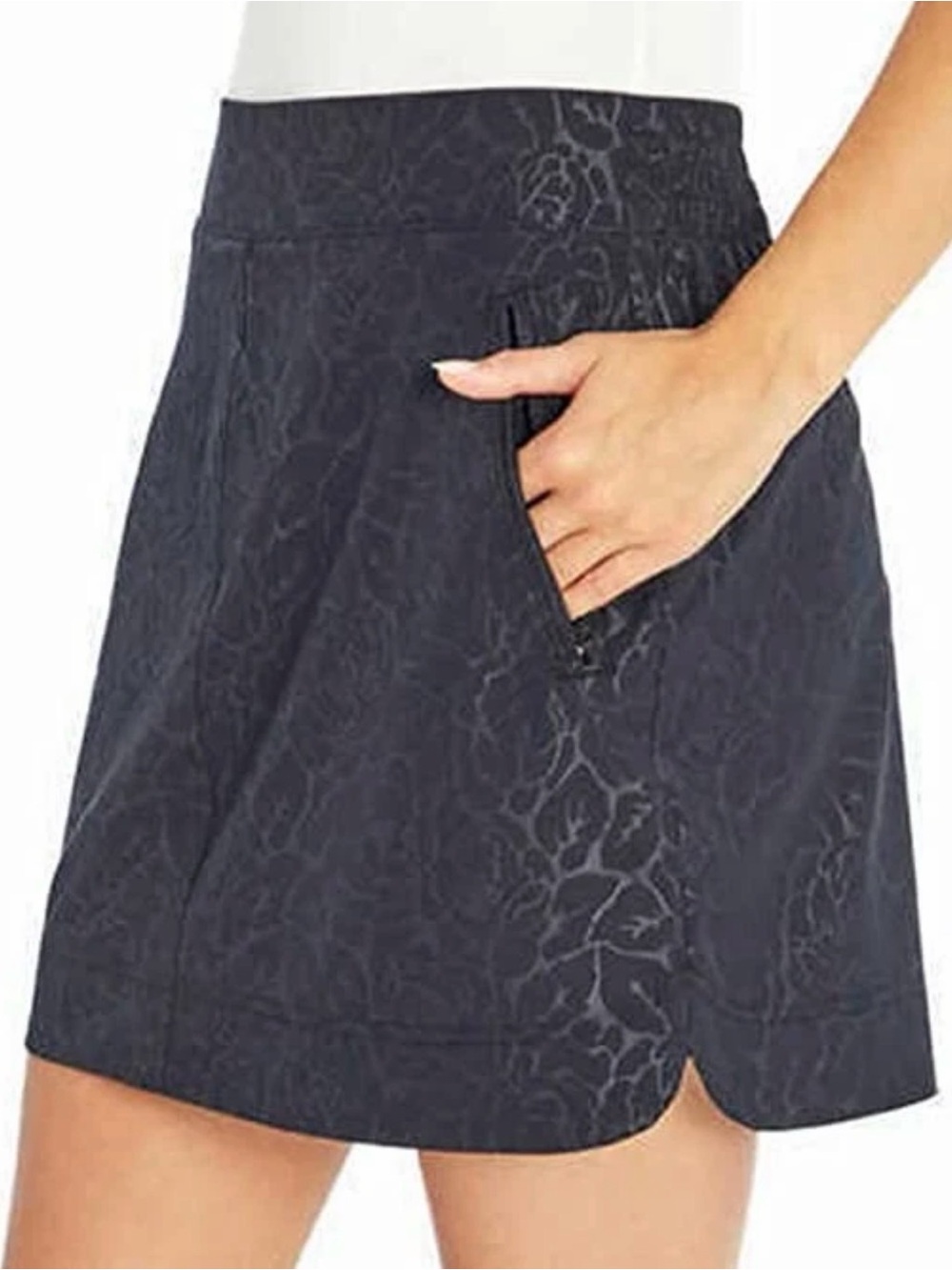 Orvis Women's black floral athletic skirt with shirts